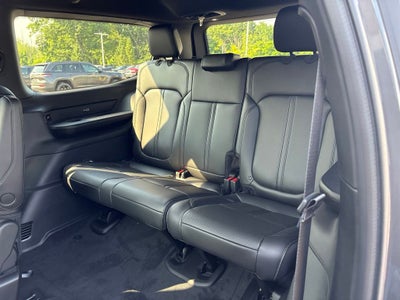 2026 Jeep Grand Wagoneer Base