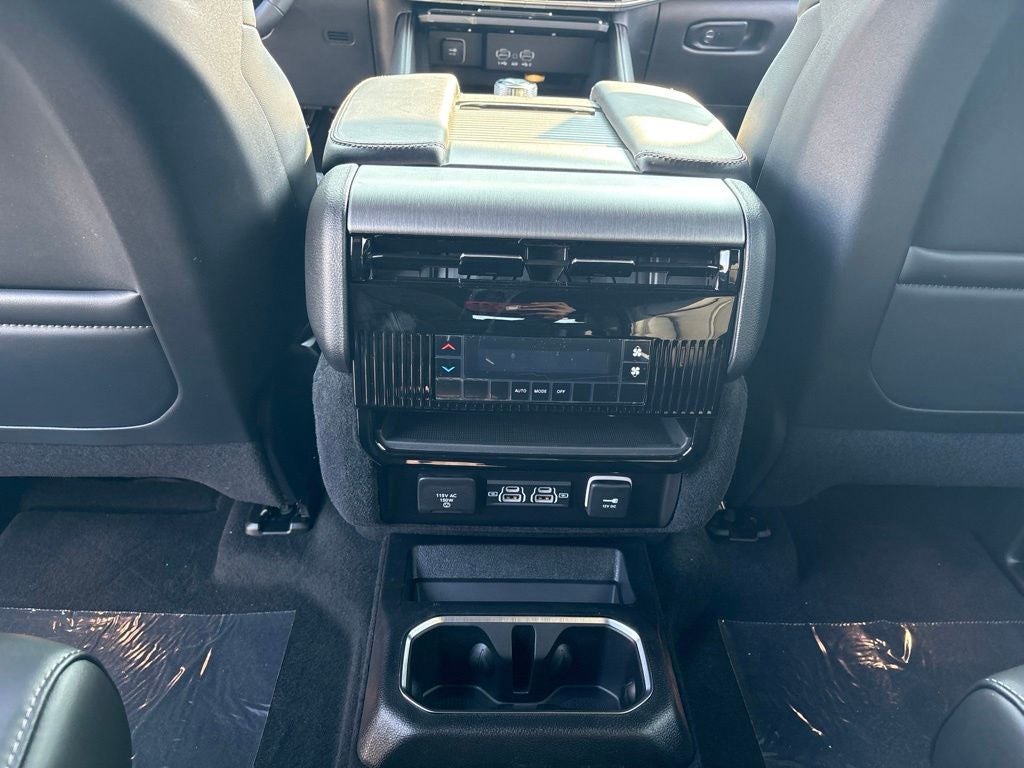 2026 Jeep Grand Wagoneer Base