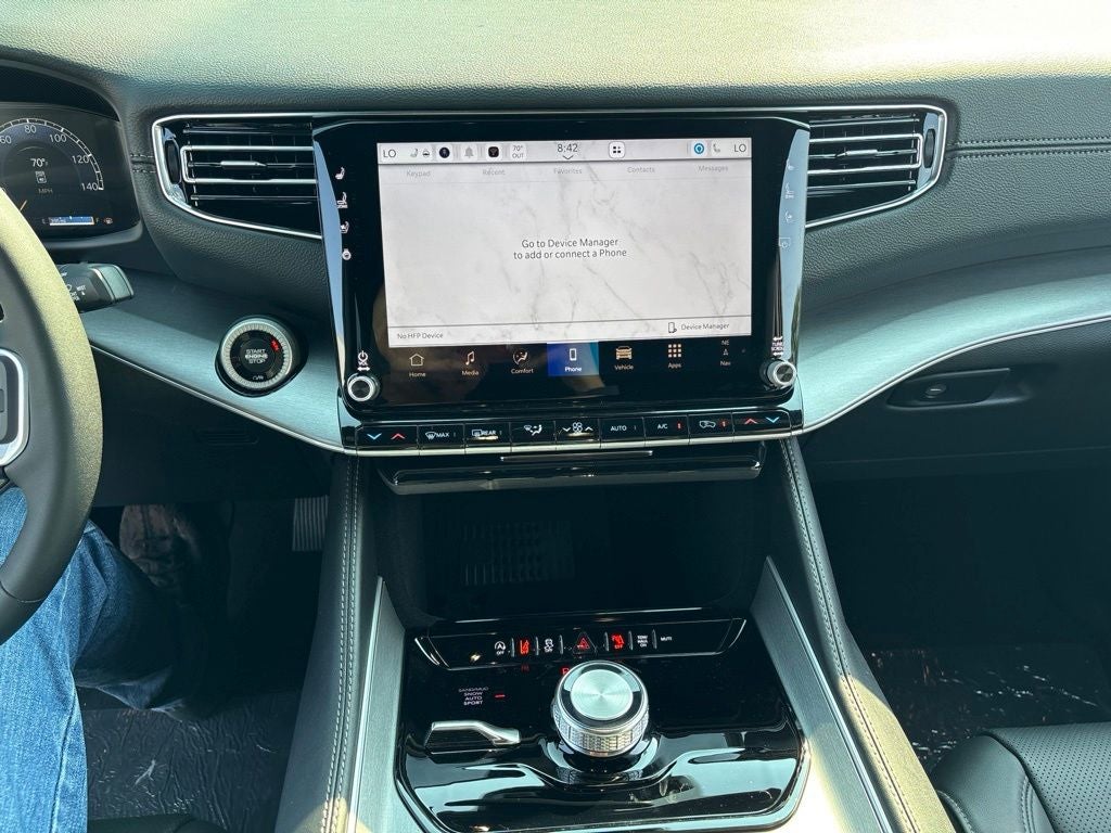 2026 Jeep Grand Wagoneer Base