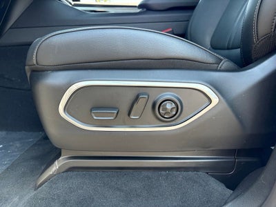 2026 Jeep Grand Wagoneer Base
