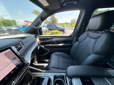 2026 Jeep Grand Wagoneer Base