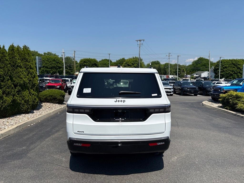 2026 Jeep Grand Wagoneer Base