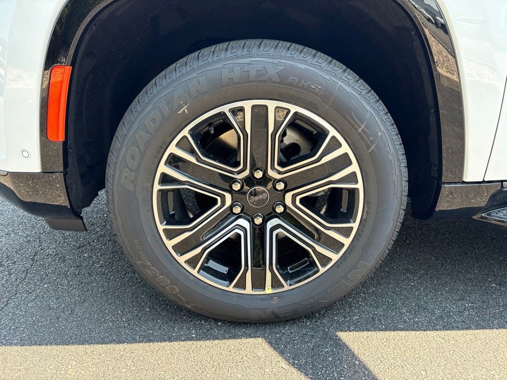 2026 Jeep Grand Wagoneer Base