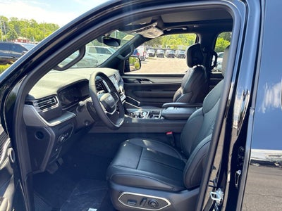 2026 Jeep Grand Wagoneer Base