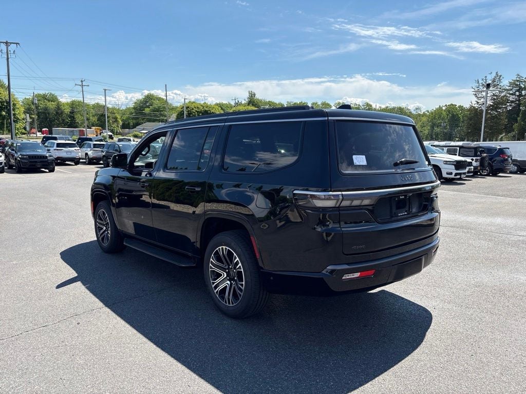 2026 Jeep Grand Wagoneer Base