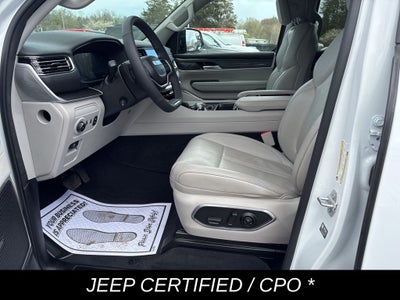 2023 Jeep Wagoneer Base