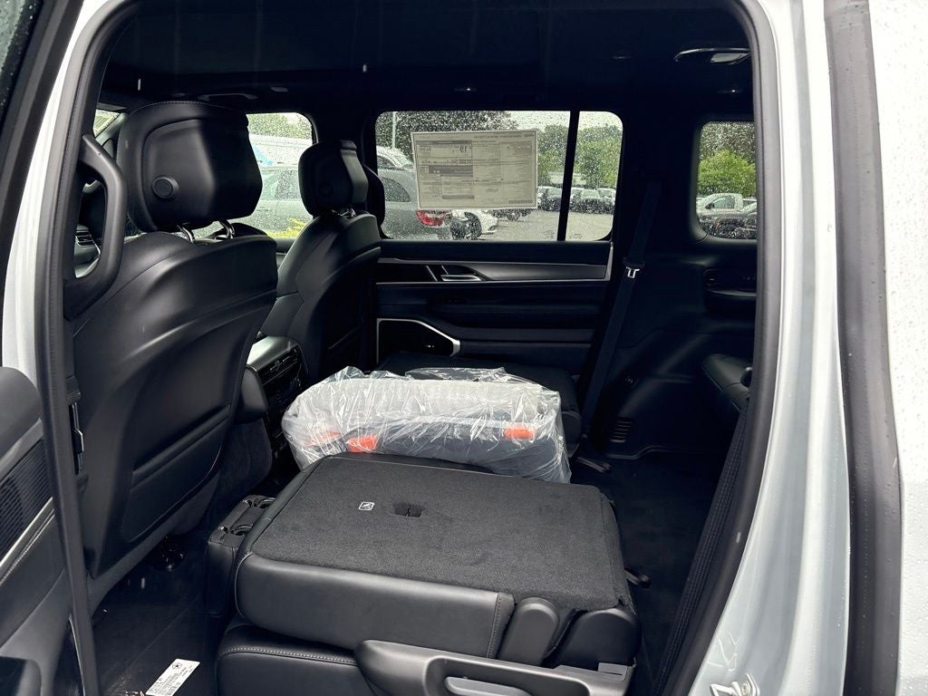 2026 Jeep Grand Wagoneer Limited Altitude