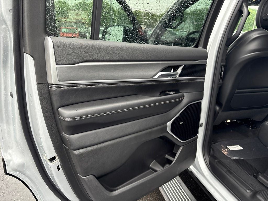 2026 Jeep Grand Wagoneer Limited Altitude