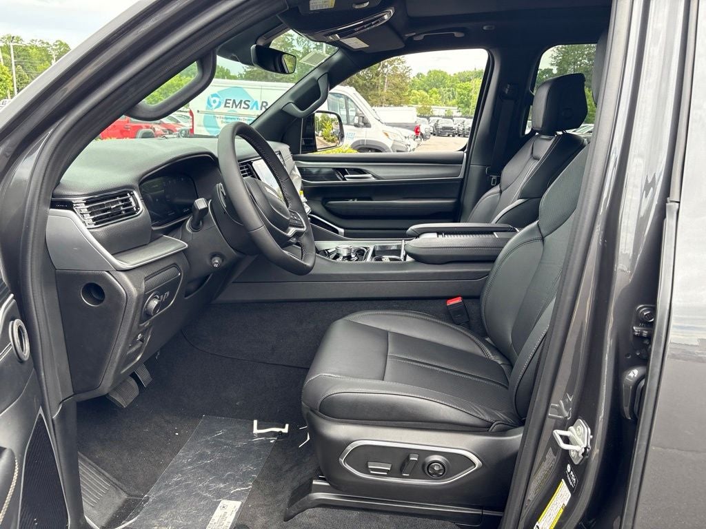 2026 Jeep Grand Wagoneer Limited Altitude