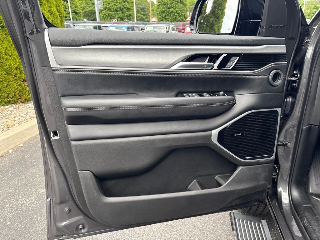 2026 Jeep Grand Wagoneer Limited Altitude
