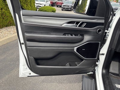2026 Jeep Grand Wagoneer Limited Reserve