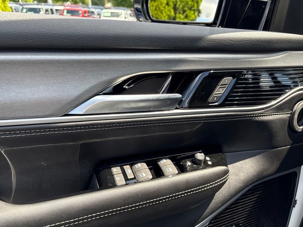 2026 Jeep Grand Wagoneer Limited Altitude