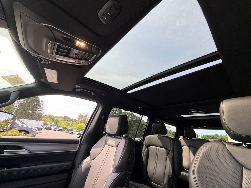 2026 Jeep Grand Wagoneer Limited Reserve