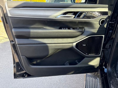 2026 Jeep Grand Wagoneer Base