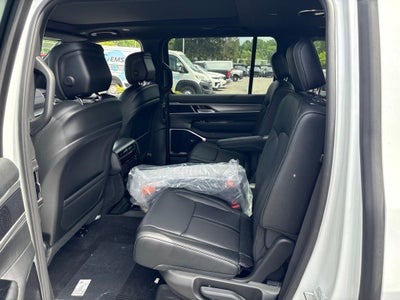 2026 Jeep Grand Wagoneer Limited Altitude