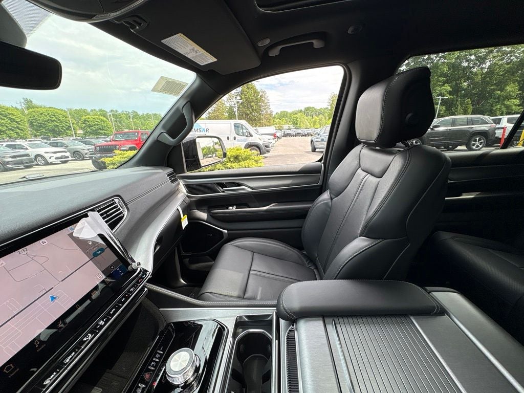 2026 Jeep Grand Wagoneer Limited Altitude
