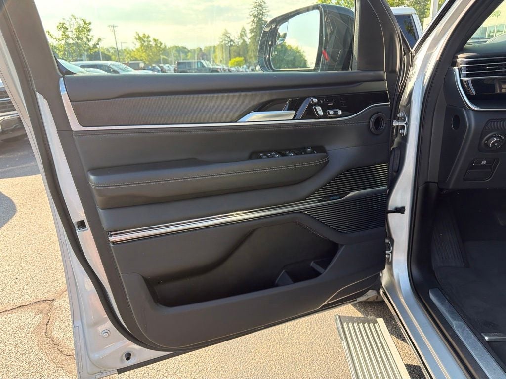 2024 Jeep Grand Wagoneer Series II