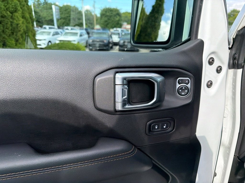 2022 Jeep Gladiator Overland