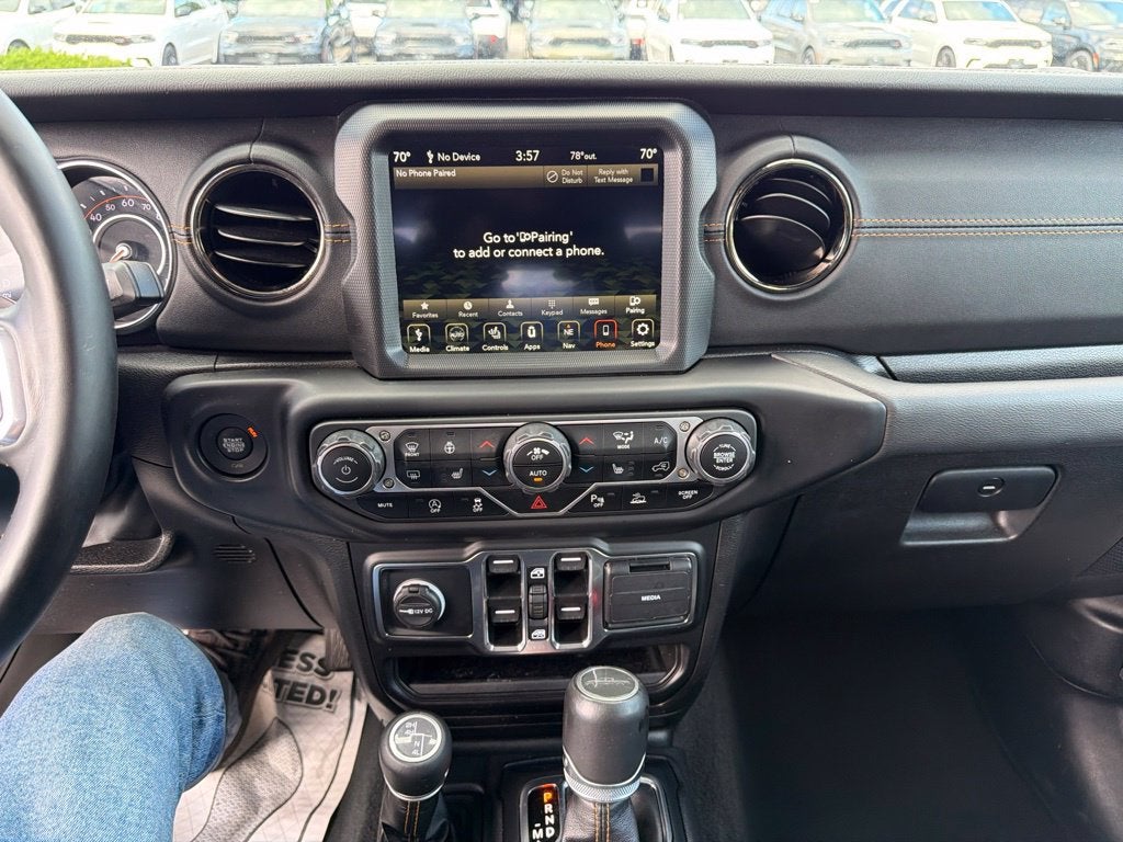 2022 Jeep Gladiator Overland