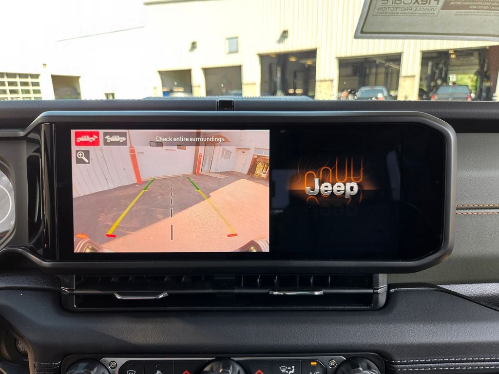 2026 Jeep Gladiator Mojave X