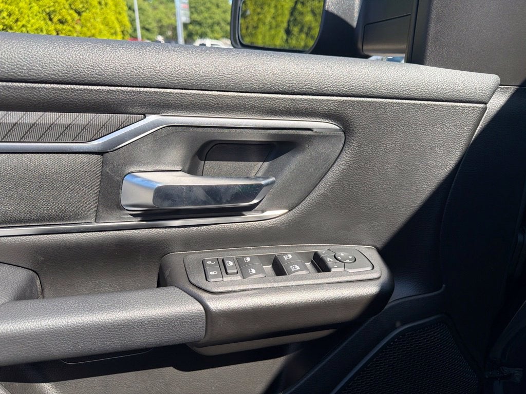2027 RAM 1500 Big Horn/Lone Star 4D Crew Cab