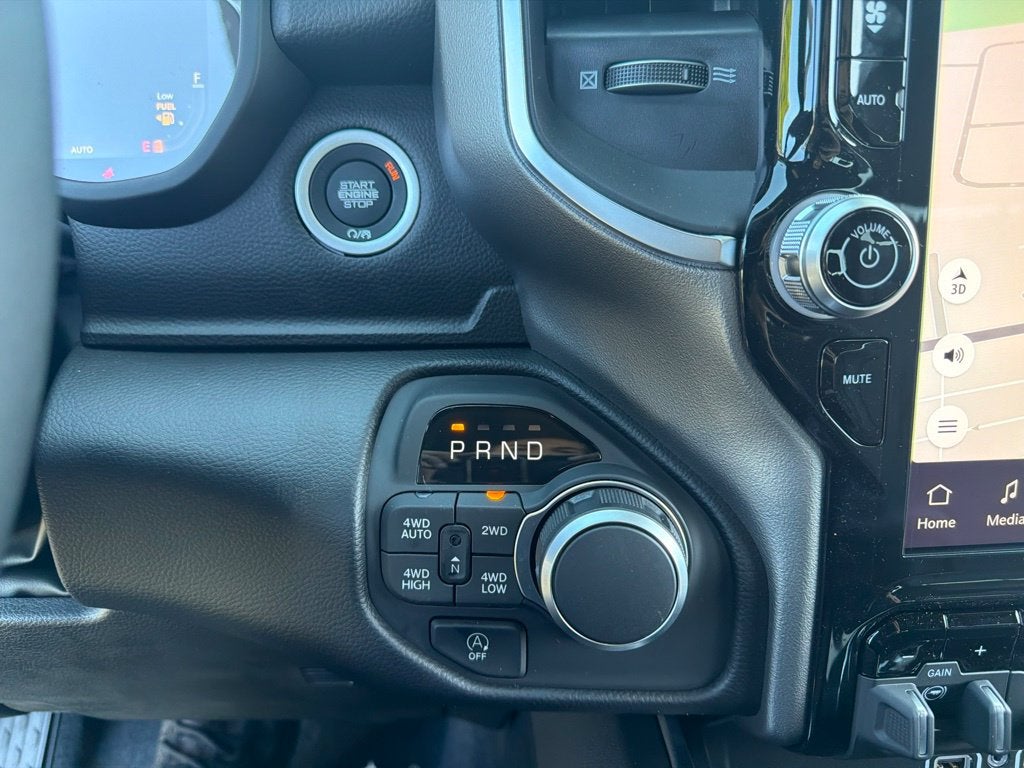 2027 RAM 1500 Big Horn/Lone Star 4D Crew Cab
