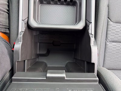 2027 RAM 1500 Big Horn/Lone Star 4D Crew Cab