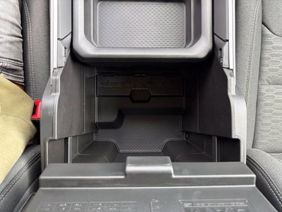2027 RAM 1500 Big Horn/Lone Star 4D Crew Cab