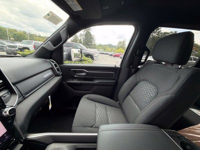 2027 RAM 1500 Big Horn/Lone Star 4D Crew Cab