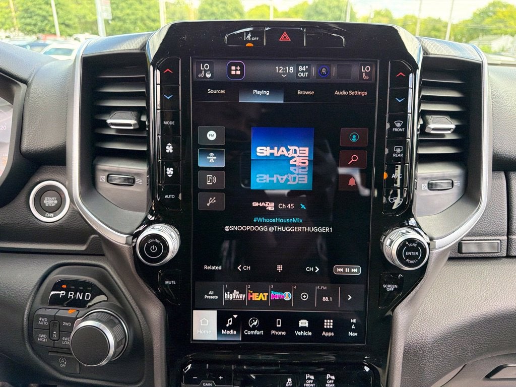 2027 RAM 1500 Big Horn/Lone Star 4D Crew Cab