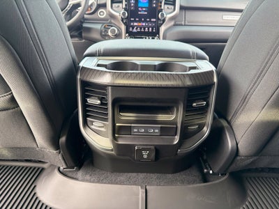 2027 RAM 1500 Big Horn/Lone Star 4D Crew Cab