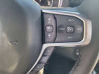 2027 RAM 1500 Big Horn/Lone Star 4D Crew Cab