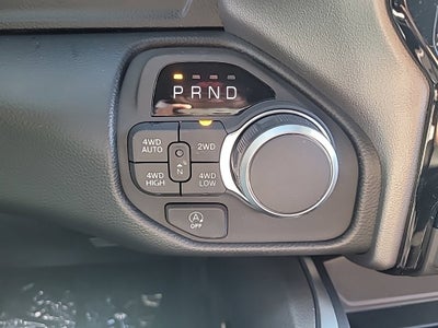 2027 RAM 1500 Big Horn/Lone Star 4D Crew Cab