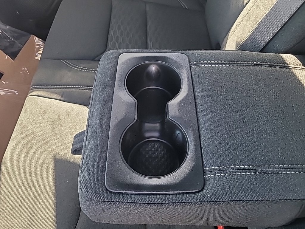 2027 RAM 1500 Big Horn/Lone Star 4D Crew Cab