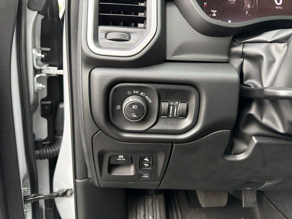 2026 RAM 1500 Big Horn/Lone Star 4D Crew Cab