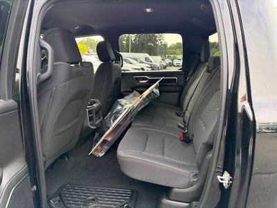 2027 RAM 1500 Big Horn/Lone Star 4D Crew Cab