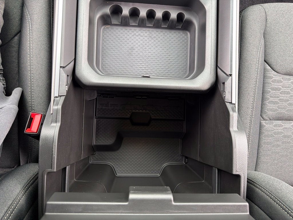 2027 RAM 1500 Big Horn/Lone Star 4D Crew Cab