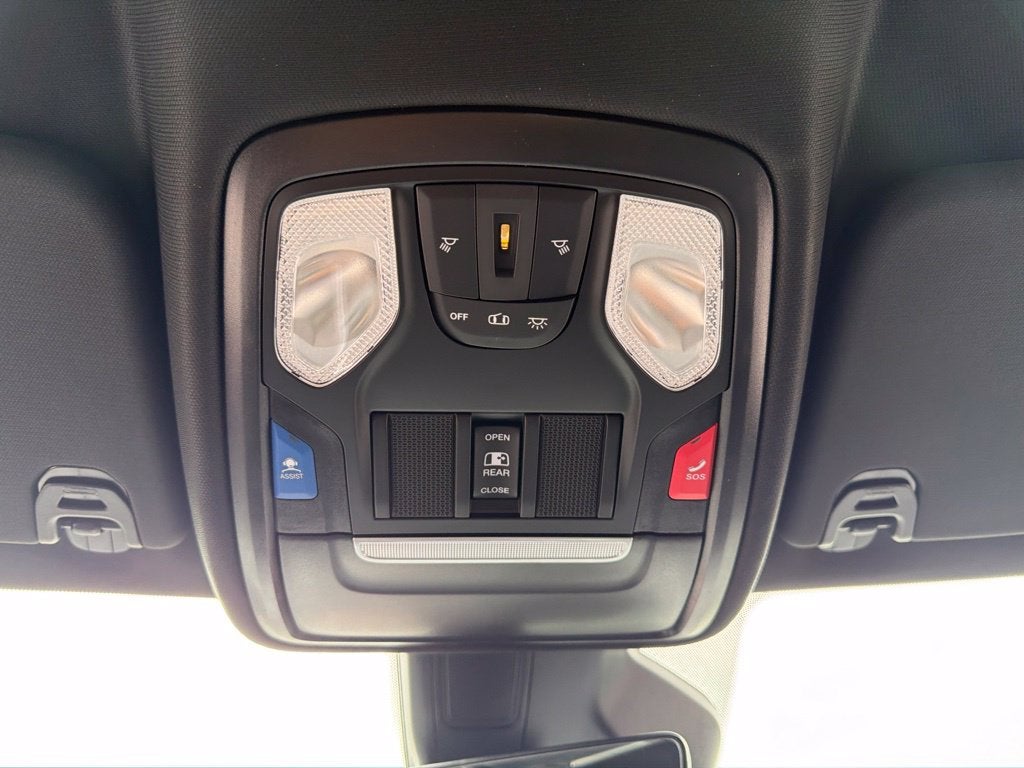 2027 RAM 1500 Big Horn/Lone Star 4D Crew Cab