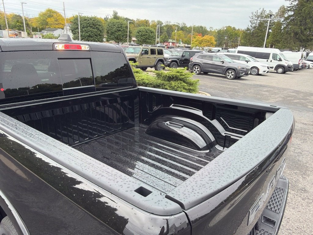2027 RAM 1500 Big Horn/Lone Star 4D Crew Cab