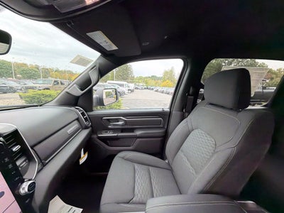 2027 RAM 1500 Big Horn/Lone Star 4D Crew Cab