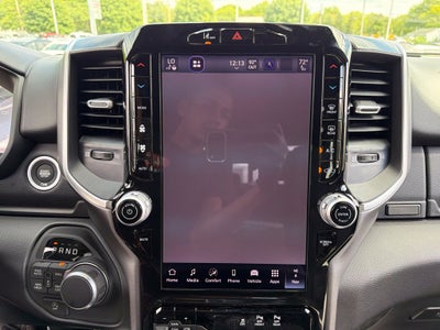 2027 RAM 1500 Big Horn/Lone Star 4D Crew Cab