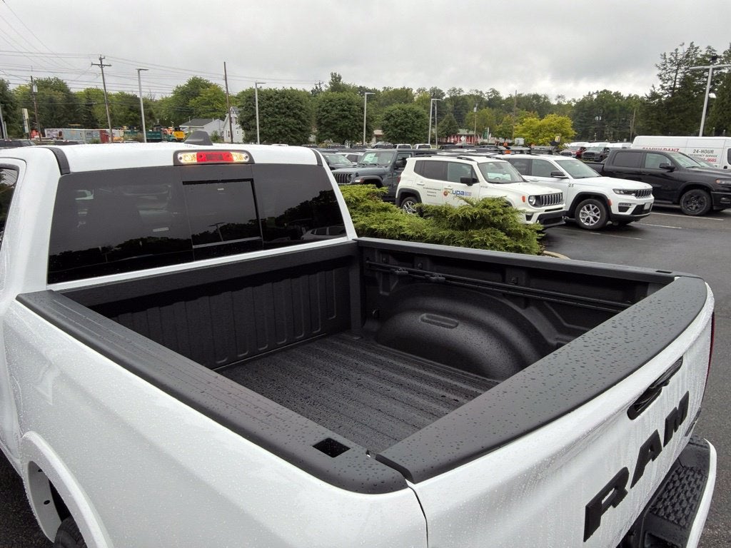 2027 RAM 1500 Big Horn/Lone Star 4D Crew Cab