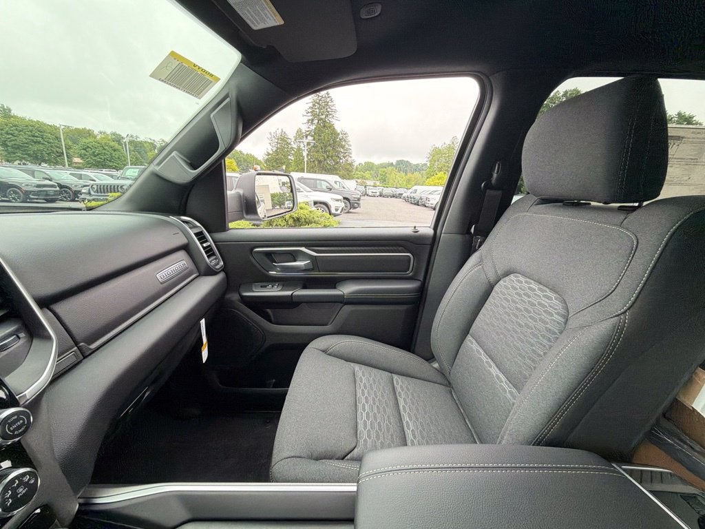 2027 RAM 1500 Big Horn/Lone Star 4D Crew Cab