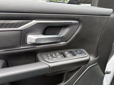 2027 RAM 1500 Big Horn/Lone Star 4D Crew Cab