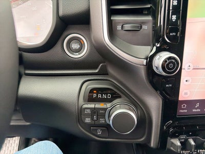 2027 RAM 1500 Big Horn/Lone Star 4D Crew Cab