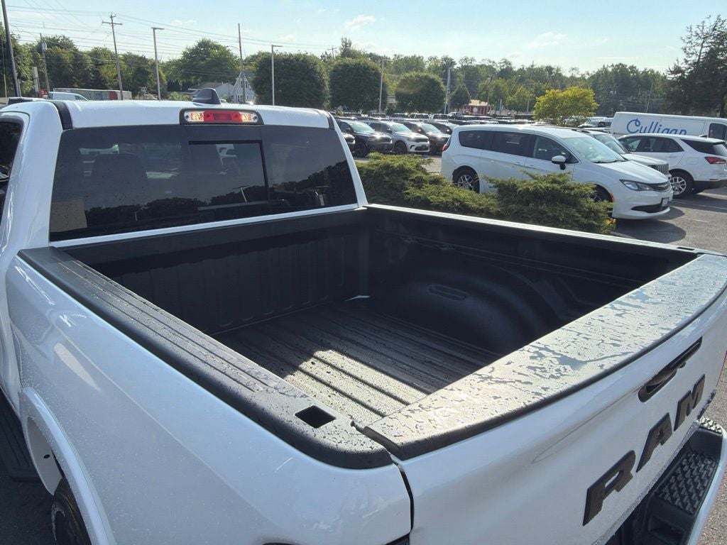 2027 RAM 1500 Big Horn/Lone Star 4D Crew Cab