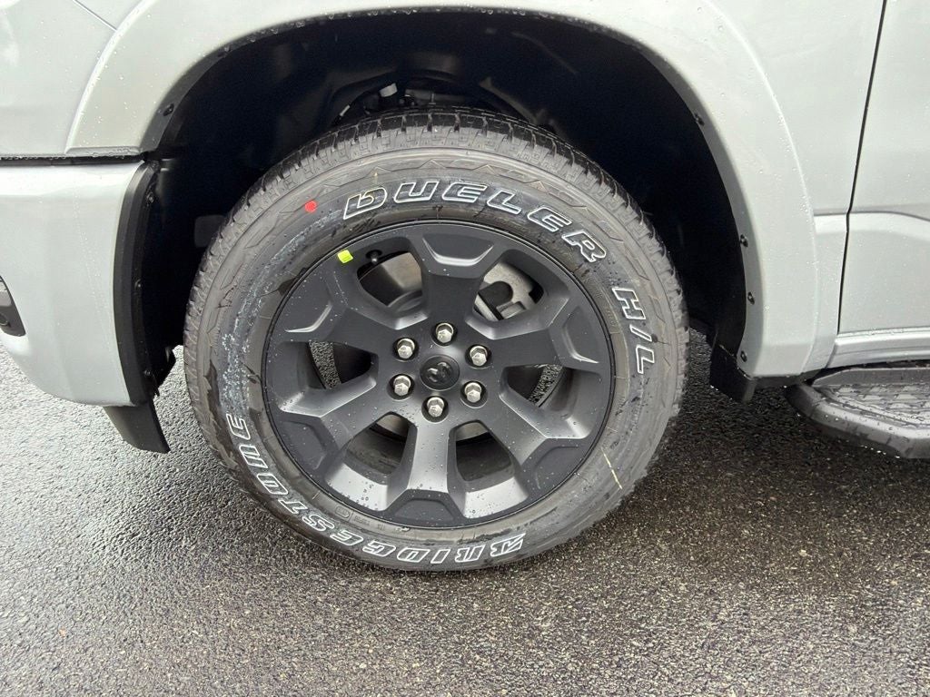 2027 RAM 1500 Big Horn/Lone Star 4D Crew Cab