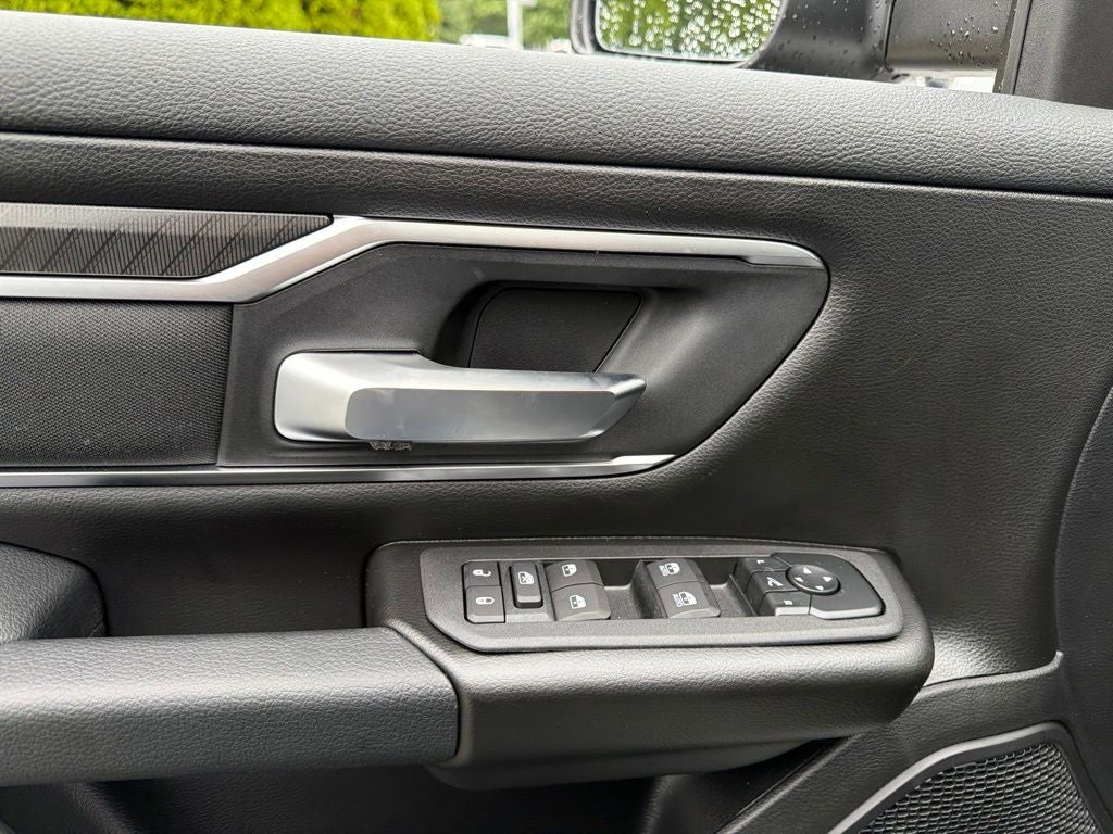 2027 RAM 1500 Big Horn/Lone Star 4D Crew Cab