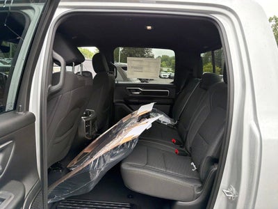 2027 RAM 1500 Big Horn/Lone Star 4D Crew Cab