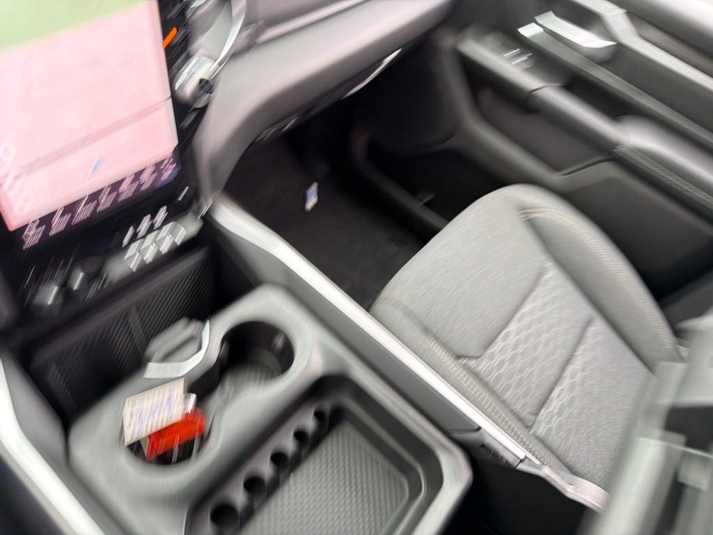 2027 RAM 1500 Big Horn/Lone Star 4D Crew Cab